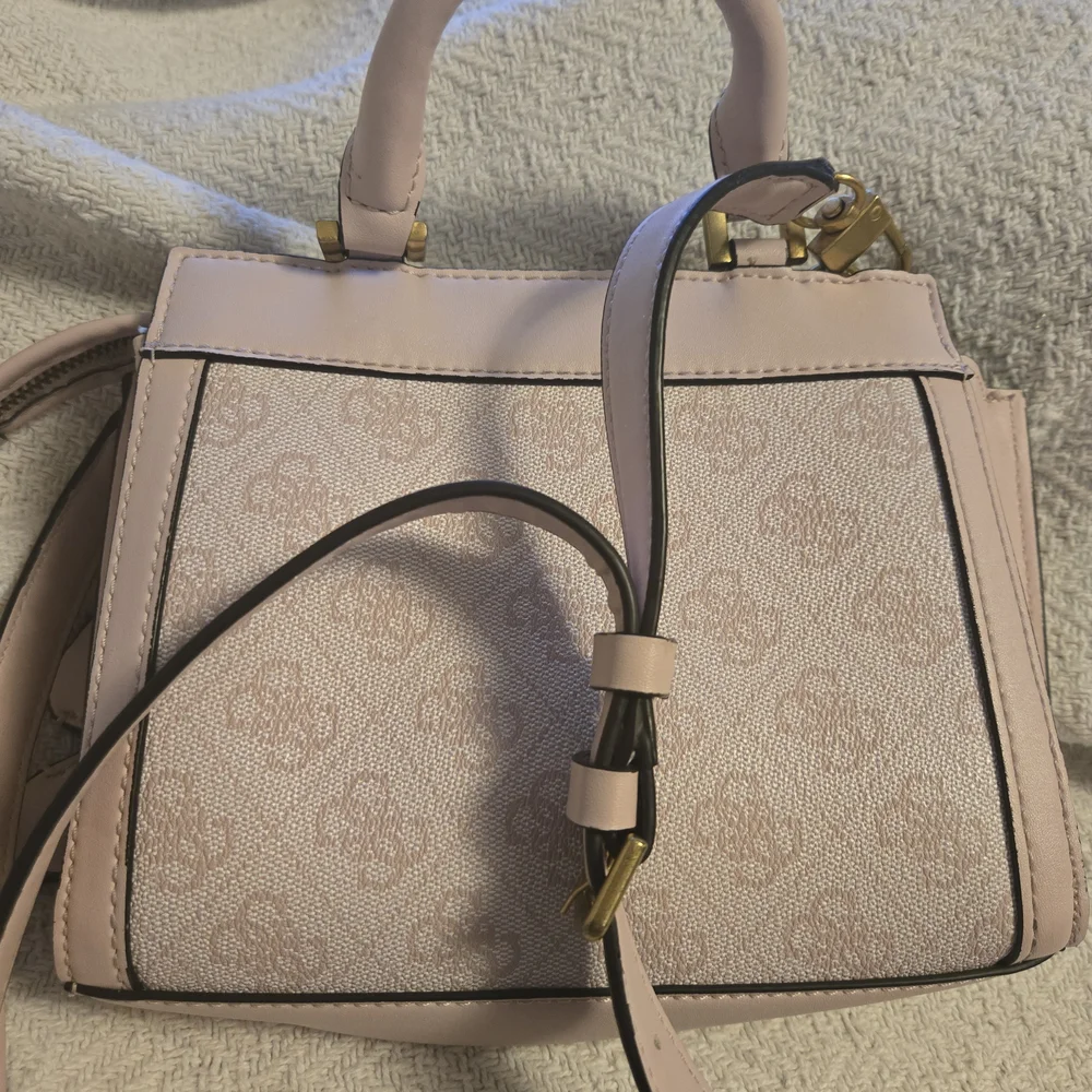 Guess Katie Quattro G Mini Bag - Picture 5 of 6